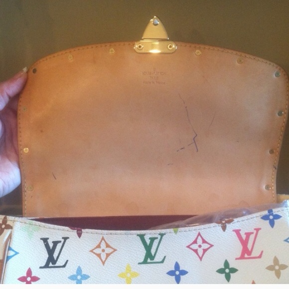 SOLD authentic Louis Vuitton Sologne bag - Picture 2 of 4