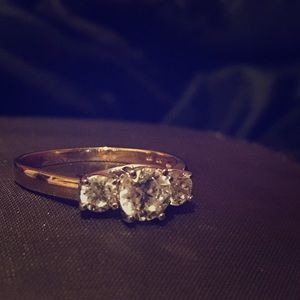 Gold cubic zirconia ring