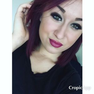 Meet your Posher, Julia