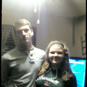 Meet your Posher, Lee