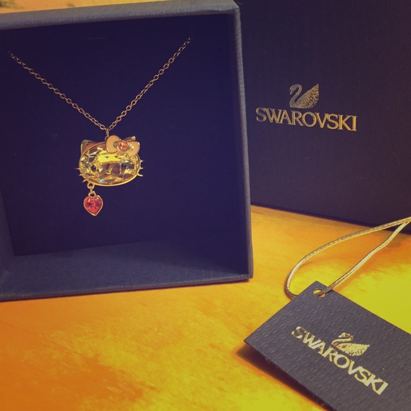 NWT Swarovski Hello Kitty necklace