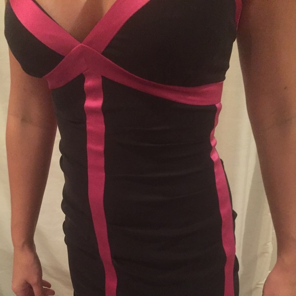 FINAL PRICE! 
Nicole Miller Dress Colorblock Bodycon - Picture 4 of 4