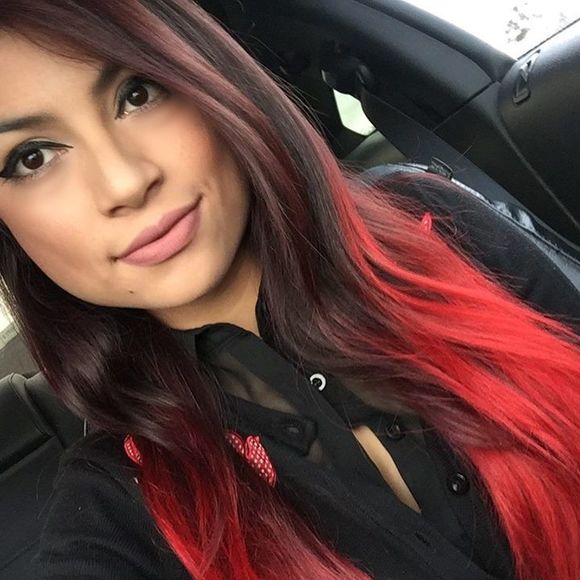 Meet your Posher, Karen - Picture 1 of 1