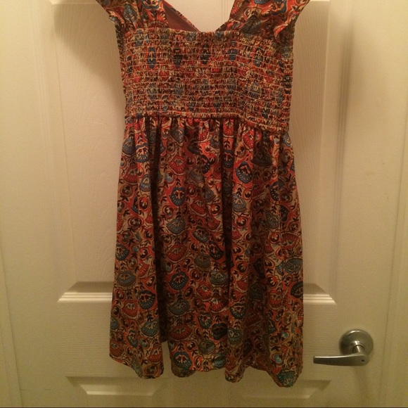 Dress - Picture 3 of 4