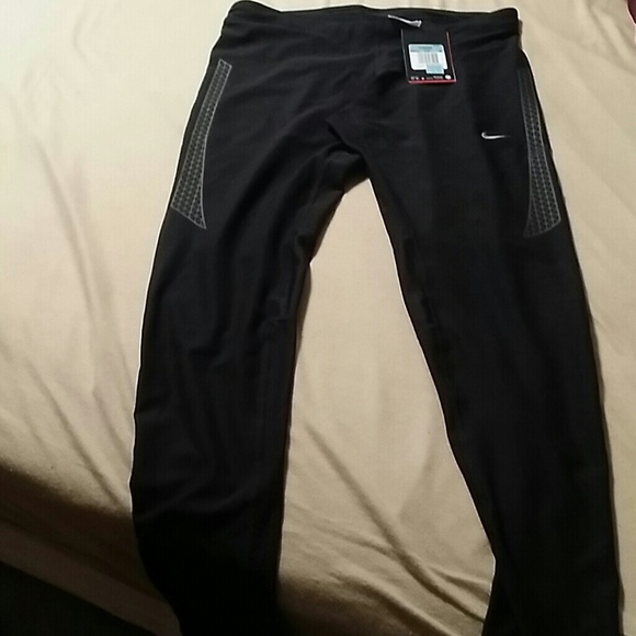 Nike women's medium Dri - Fit workout Pants