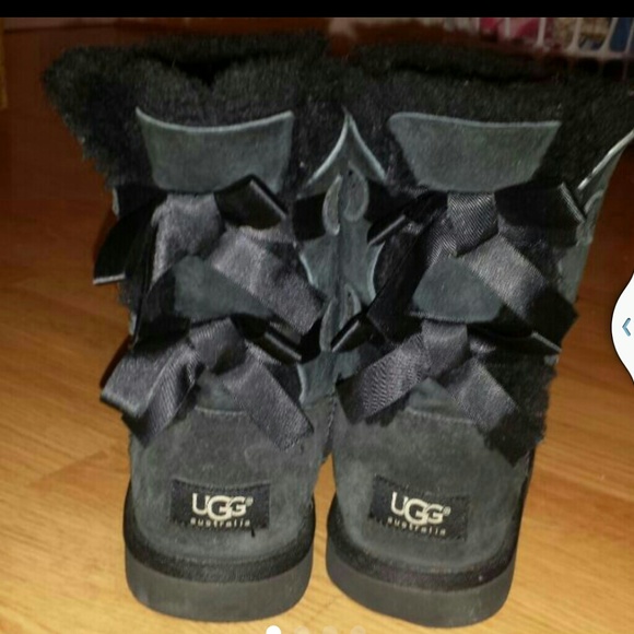 Uggs size 5