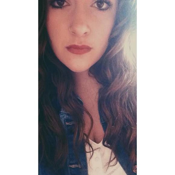 Meet your Posher, Madi
