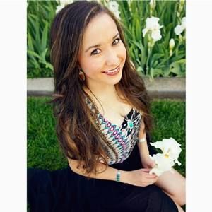 Meet your Posher, Lilly