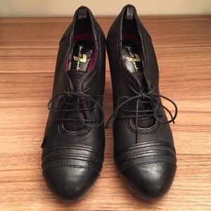 7 For All Mankind Oxford Heels