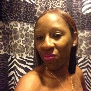 Meet your Posher, Jakia