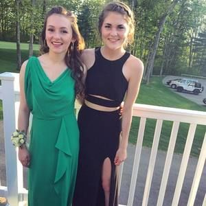 Meet your Posher, Liz