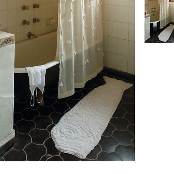 Koi fish bathroom mat. Looking for!