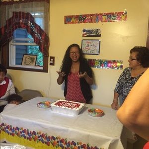 Meet your Posher, Yesenia