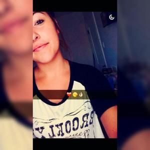 Meet your Posher, Selene n joseph