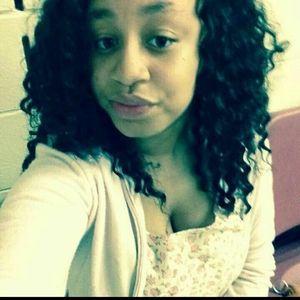 Meet your Posher, Charity