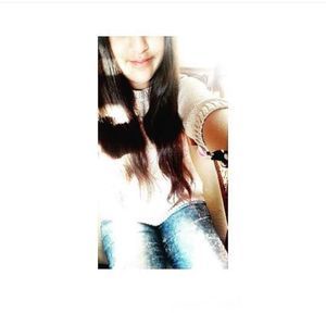 Meet your Posher, Lara