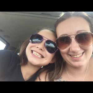 Meet your Posher, Ashlee