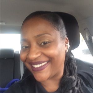 Meet your Posher, Latasha