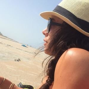 Meet your Posher, Leila