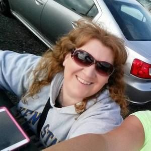 Meet your Posher, Tina