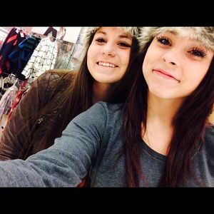 Meet your Posher, Harley