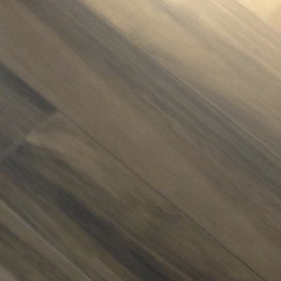 Meet your Posher, Allison - Picture 1 of 1