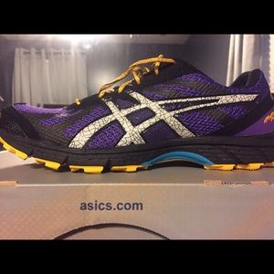 New in box!!! Never worn! Asics gel Fuji racer