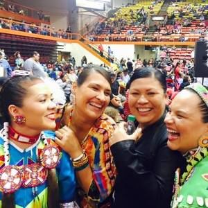 Meet your Posher, Raeven