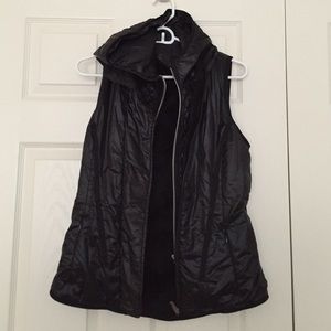 Lululenon Glacier Vest 4