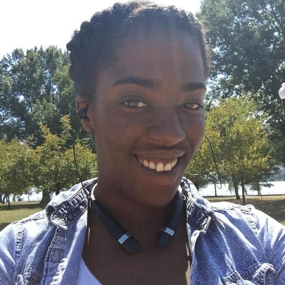 Meet your Posher, Ariese - Picture 1 of 1