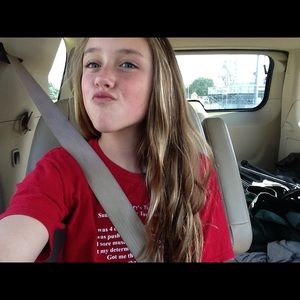 Meet your Posher, Kaylin