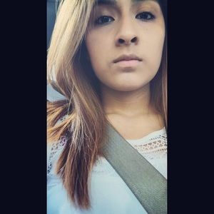 Meet your Posher, Yulissa