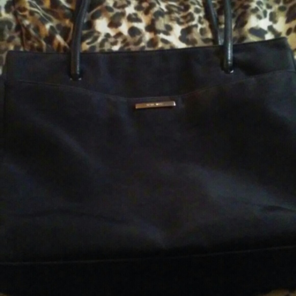 Authentic , black,  nine west pruse