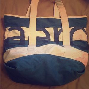 Aeropostale larger tote