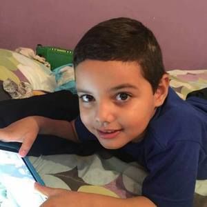 Meet your Posher, Manuel