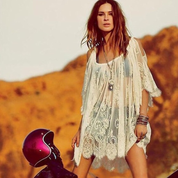 Last one! Lace Cover Up Dress - Picture 3 of 4