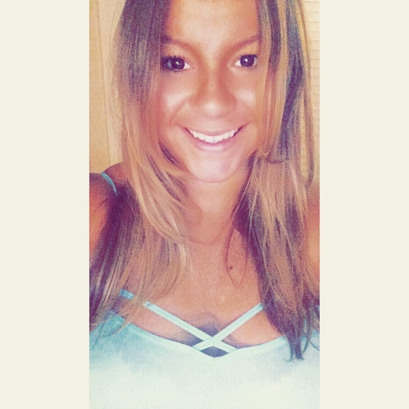 Meet your Posher, Sara