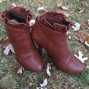 Me Too ankle booties