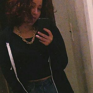 Meet your Posher, Jasmine