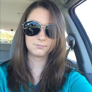 Meet your Posher, Erin