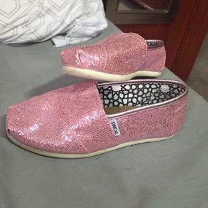 Pink Toms