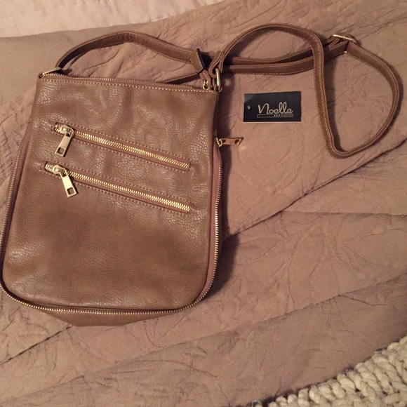 Noelle enterprises across the body purse