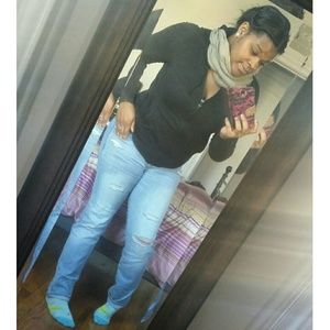 Meet your Posher, Samaria