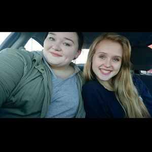 Meet your Posher, Delaney