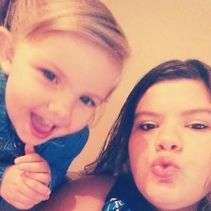 Meet your Posher, Sierra