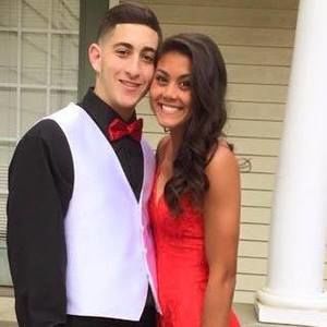 Meet your Posher, Zach