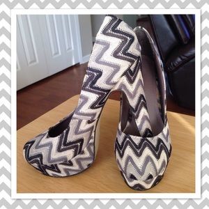 Madden Girl "Malley" Chevron Pumps