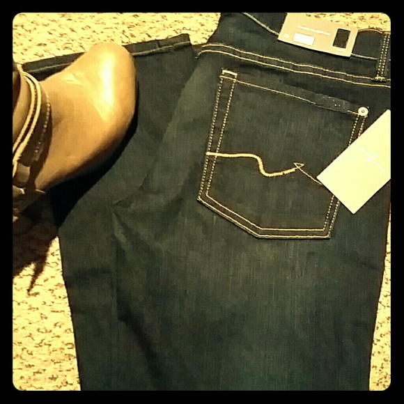 NWT Straight leg