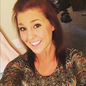 Meet your Posher, Alison