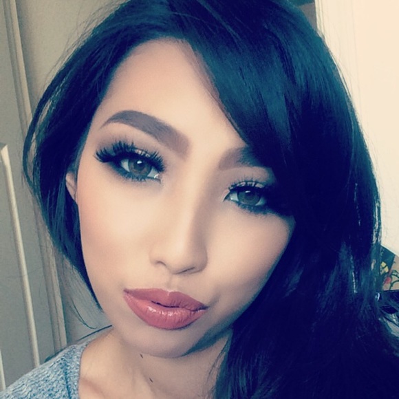 Meet your Posher, Aleyana